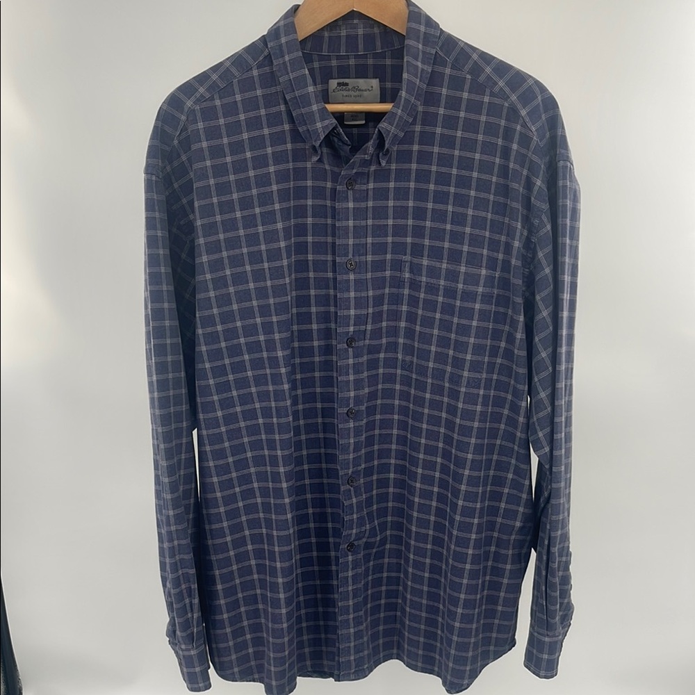Navy Blue Casual Button Down Shirt with Plaid Pattern and Long Sleeves